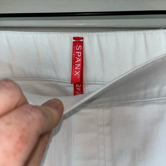 Spanx Women's White Distressed Skinny Ankle Jeans Size XL High Waist Stretch - Picture 4 of 5